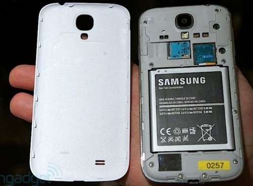 三星 Galaxy S4问题汇总:发热续航短 屏幕有残